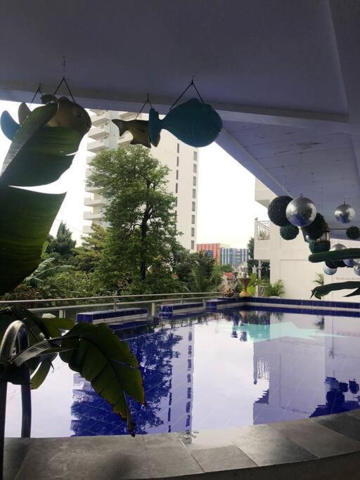 Kandi Big 1 Bedroom King Bed, Free Housekeeping, Wi-Fi 앙헬레스 외부 사진